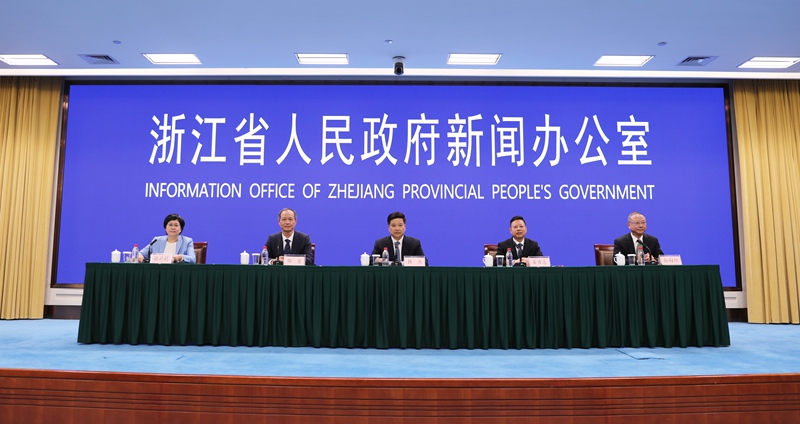 12月17日，建設(shè)高能級開放強(qiáng)省新聞發(fā)布會在杭州舉行。季群雅攝