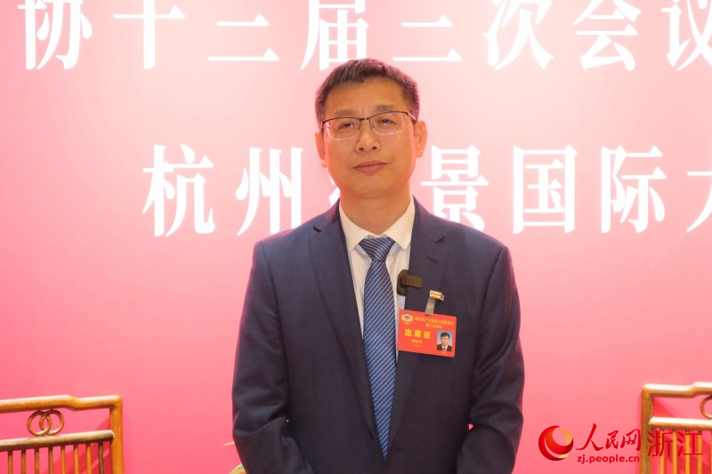 浙江省政協(xié)委員、中國林科院亞林所研究員舒金平。人民網(wǎng)記者 張帆攝